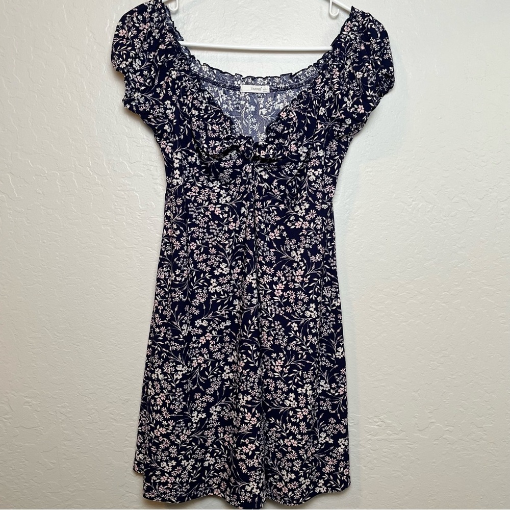 Timing Women's Navy Floral Mini Dress Short Sleeve Front Tie Size Large Romantic